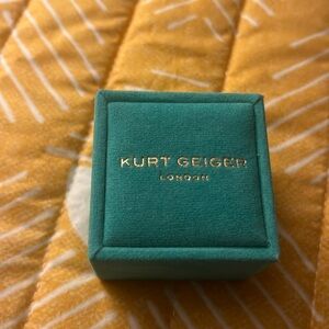 Kurt Geiger ring